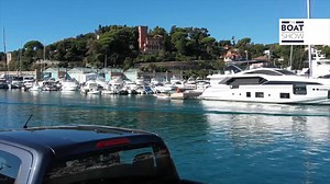 Review of the Electronic Steering Systems by Ultraflex onboard the Axopar 37. Ultraflex is a leading company active since 1934 in the development of steering systems from mechanical to hydraulic to electronic, by our Maurizio Bulleri! Watch the full video tonight at 8:00 p.m. CET! Don't miss the YouTube video premiere! @ultraflexgroup @mauriziobulleri @the_boat_show . https://youtu.be/pAxX9R7zDRs . #ultraflex #ultraflexgroup #electronicsteeringsystem #yacht #yachts #yachting #yachtdesign #lux #l