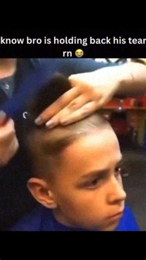 Hair Cut Fails on Instagram: "Follow my personal account @jenfoxx.uwu ❤️ "When the haircut goes from fresh to a disaster real quick! 💈😂 Would you rock this? 👀🔥" #HaircutFail #BarberFails #FreshCutGoneWrong #FunnyReels #ReelItFeelIt #ExplorePage #ViralFails #BadHairDay #LOL"