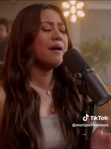 Pagbigyang Muli Live Performance by Morissette