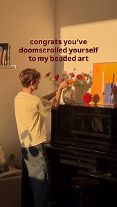 the way they sparkle in the sun 🥹 find all flower pattern & diy kits on my etsyyy ✨ #beadedflowers #diy #bouquet | Henri Purnell