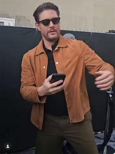 “Jensen are you gonna be Batman?”Jensen: every night lol