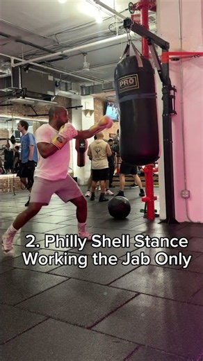 Stop Training Your Heavy Bag ONE Way (3 Ranges You’re Missing) 🥊 #HeavyBagWorkout