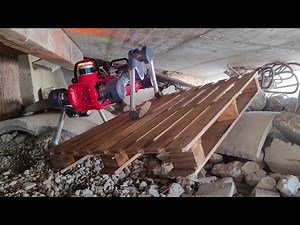 Learning to walk in confined spaces using 3D representation