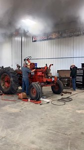The 930 case (930 horse power based on model number, try and convince me otherwise) is alive! Thanks to @goldenvalleyrepairs for trouble shooting the fuel pump and getting it up and going! Look at that smile on Shawn’s face! #hurstbrandfarms #farm #farming #tractors #old #equipment #deisel #engine #repair | Hurst Brand Farms