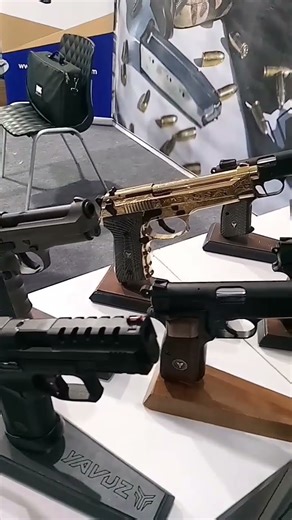 different types of pistol