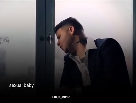 Besas tan bien.🫦😍 . . #farruko #metieneslococontusbesos #Viral