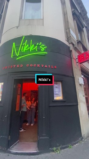 Explore Nikki’s: Experience the Best Bars in Shoreditch
