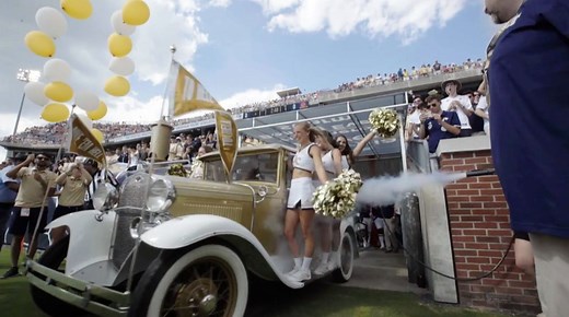 🎵 Ramblin' Wreck from Georgia Tech 🎵 ACC Traditions: Georgia Tech Yellow Jackets premieres Wednesday at 9 ET 🐝 | ACC Network