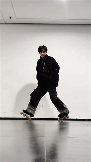 How can there be no wheel dance version #Cabbage smiled at me#Round dance