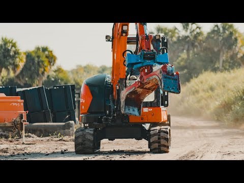 Coquina Rock Sorting with a Hydra Grapple & KX057