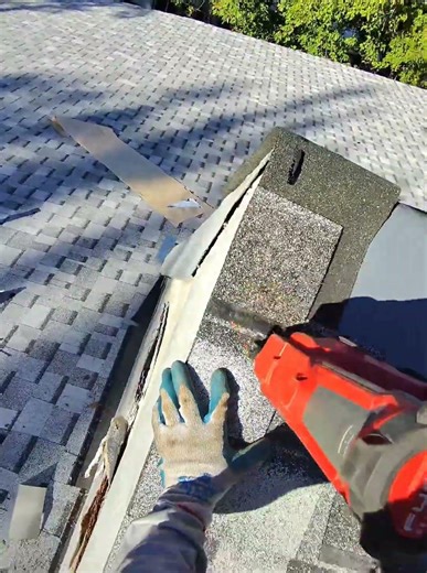 How to install roof shingles with only battery m18 TOOLS over wood deck NO AIR NEEDED
