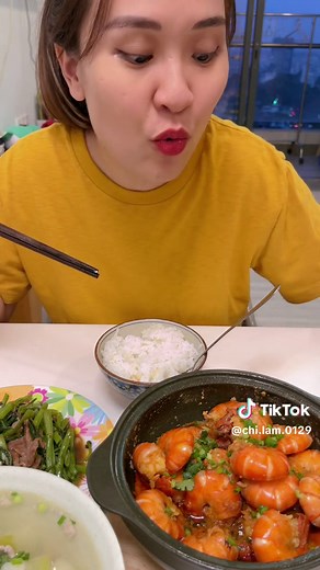 Cách làm tôm càng kho tàu ngon tuyệt