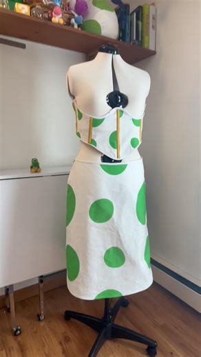 making a yoshi inspired skirt to make a full set! 💚✨ #yoshi #sewing #supermario #diy