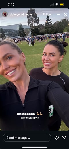 Melbourne Marathon: Famous faces among 50,000 that pounded the pavement