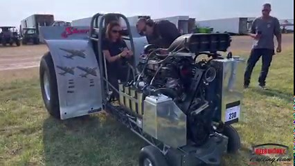 Warm up with “Short-Fused” Modified Mini #modified #minirod #tractorpulling #NTPA | Mini Rod Pullers