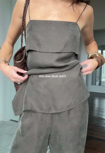 Need it to be spring so I can wear this asap!! @DISSH 🤎#disshhaul #brownset #capsulewardrobe