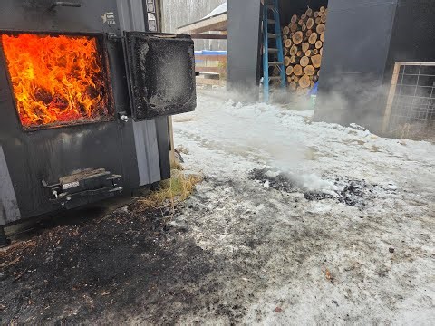HOMEMADE LUMP CHARCOAL. Making it and using it. The Farmhouse.