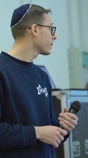 📸 Mentre aspettiamo di scoprire i ruoli del nuovo Consiglio UGEI 2026-2027, riviviamo i momenti più significativi del #XXICongresso di Firenze, catturati dal nostro @ffriedrich Stay tuned! | UGEI - Unione Giovani Ebrei d'Italia