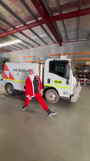 Santa made one last stop at our office before heading back to the North Pole, this is what our security cameras picked up! Merry Christmas and a Happy New Year 🎅🏾 #roadtrain #roadtrainsaustralia #transport #trucks #primemover #kenworth #kenworthtrucks #regroup #mining #miningtruck #truckdaily #pilbara #santa #santadancing #christmas #christmasseason #santashelper #perth #perthisok #australia #toyota #toyotahilux #australiansanta