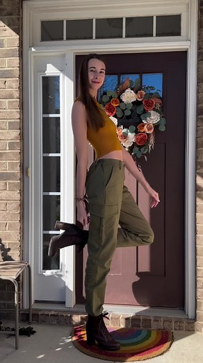 Tall Girl with Beautiful Long Legs | 長腿正妹 | 可愛い