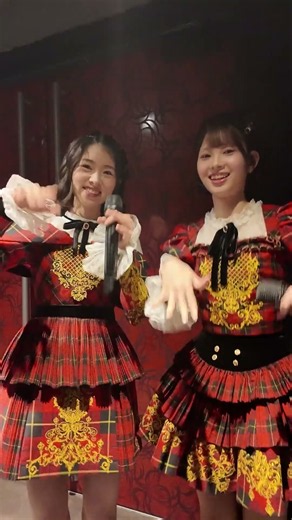 Behind the Scenes of an AKB48 Concert: Saho Iwatate & Yuki Ota Edition #AKB48 #AKBConcert #SahoIw...