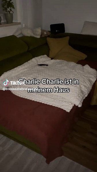 Charlie Charlie: Das gruselige Spiel
