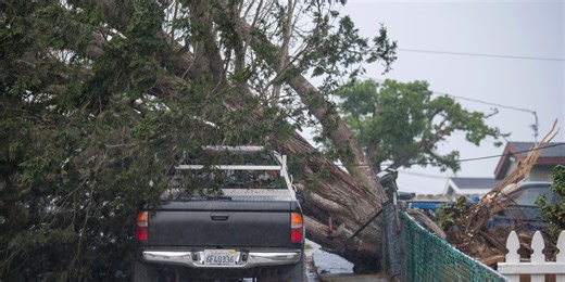 San Francisco issues first-ever tornado warning as storms encase central U.S. states with ice