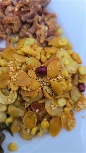 A midday favorite! 🥗 Simple, authentic Myanmar Tea Leaf Salad for a quick, savory daytime snack. 🇲🇲✨