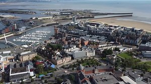20K views · 215 reactions |  The weather is looking sunny, cold and crisp in the coming days. Swansea Marina, the promenade and our city’s great parks are just some of the fantastic local places where you can go for a lovely winter’s stroll.  Here's some footage of our fab city. | Swansea Council | Facebook