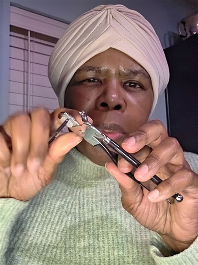 If you struggle with opening cans. this is for you. #HomeEssentials #EverydaySolutions #KitchenGadgets #tiktokfinds #HelpfulFinds