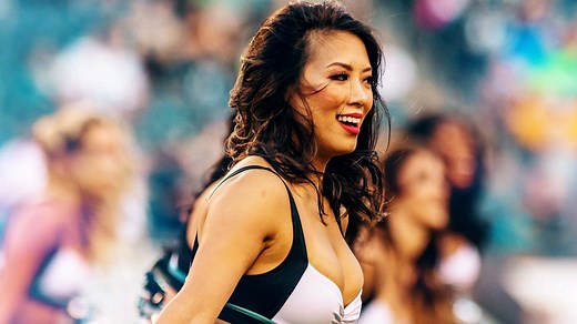 Life as an NFL cheerleader with the Philadelphia Eagles