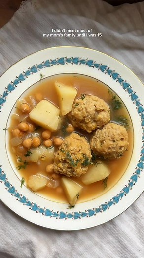 recipes my persian grandma taught me pt1 Gondi (Persian Dumplings) in Abgoosht Soup (but we just call it gondi!) #gondi #persianfood 🤍✨ | Madeline May