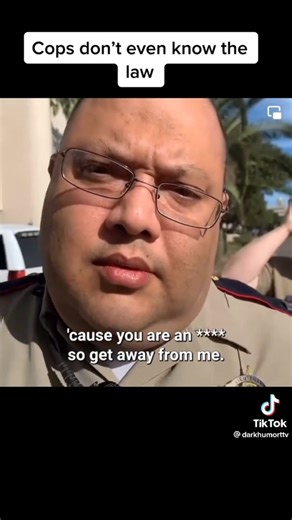 #clueless #bullies #toxic #pitiful #ridiculous #usa #police #knowyourrights #👮‍♂️ #coptok⭐️#goaway #tyranttok #fypシ゚viral #copsoftiktok #fypage #civilrights #fyp #coptok #cops #firstamendmentaudit #corrupt