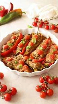 PEPERONI RIPIENI AL FORNO: la ricetta della nonna facile e veloce