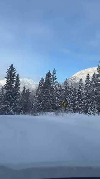 11K views · 748 reactions | Beautiful #Cascade Mountain from Tunnel Mountain Road #banffnationalpark | 2Me Travel | Facebook