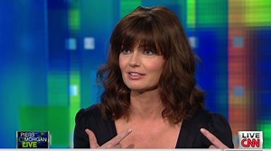 Model: Photoshop makes anyone look good