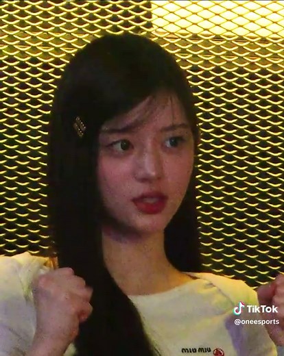 ILLIT’s Minju is a platinum Katarina one-trick?! 😱 #LeagueofLegends #LCK #ILLIT #Minju