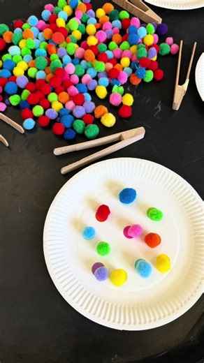 Fine Motor Skills with Pom-Poms & Tweezers
