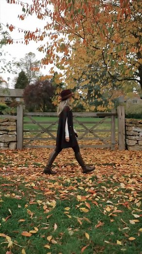 My official audition tape for the next series of The Traitors 🏰 ~ well, I’ve already got the outfit and the Defender sorted 🤣 | Fashion Mumblr