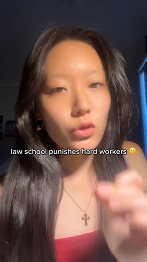 faith | law student † on Instagram: "Surviving Law School 101 Pt 14 - Law school punishes hard workers 👩🏻‍⚖️❌ 1) Stop making perfect notes - Spend 80% of your time practicing questions and only 20% of your time making notes 2) Don’t read everything - Save time reading cases by: - Skim the head note - Understand the principle - Identify the causation facts Follow along for more law school tips! #law #lawschool #lawstudent exam examtips studyingtips studying fypシlawyer explore"