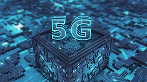 5G Zukunftskommunikationstechnologie, Blue-Tech-Chip-Schaltung, Technologietherboard, Computerhardware und: Stockvideos & Filmmaterial (100 % lizenzfrei) 1060854946 | Shutterstock