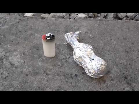 FUMIGÈNE fait maison (balle de ping pong + papier aluminium)