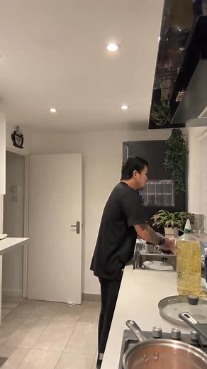 Anong maluto next? 😭😂 #saltpapi #foodie #cookingathome #dayinmylifevlog | Salt Papi