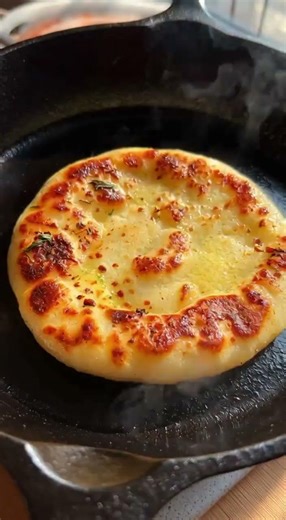 🫓✨ 2 Ingredient Cottage Cheese Skillet Naan #youtubeshorts #recipe #easy #explore #food
