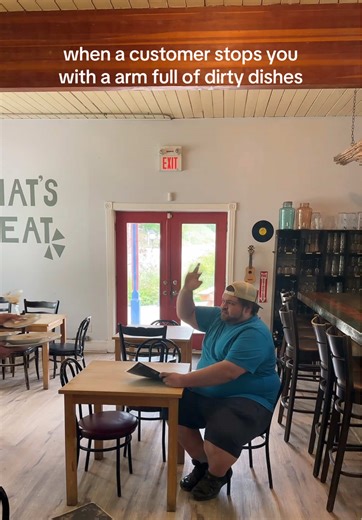 Server Life: Navigating the Struggles in Coffee Shops