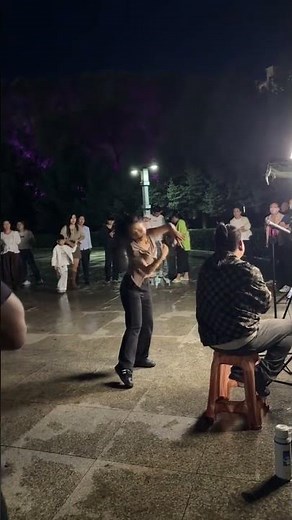 “Dumb Bride” Finger Dance Cover | Emotional Finger Movement & Singing Performance | Finger Dance