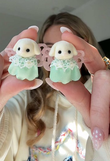 Calico Critters Blind Bag Unboxing Experience