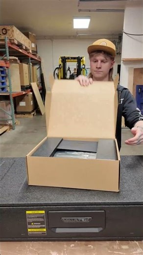 Unboxing the New Ds2i ViSN Smart Station from Vaultek! #security #gunsafe #gunstorage #safety