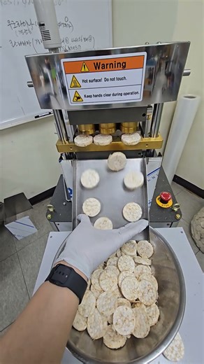 Korea thick cake machine test 20250829 #food #snacks #poppedchips