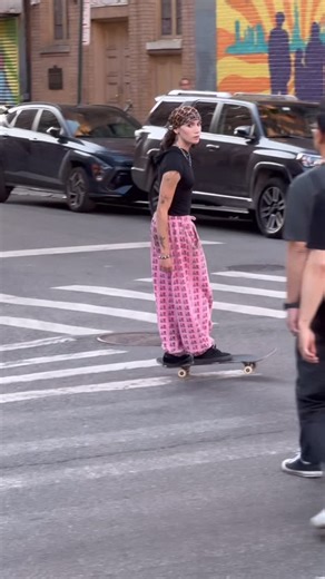 Effie on Instagram: "@vansskate"